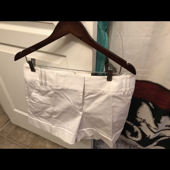 Casual Shorts - Picture 1 of 2